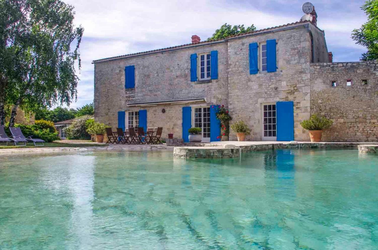 Logis Saint Leonard Panzió Dompierre-sur-Mer Kültér fotó
