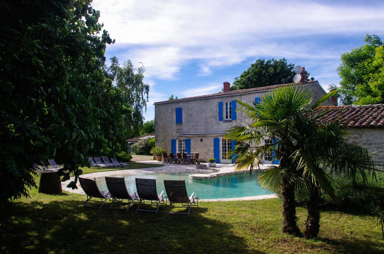 Logis Saint Leonard Panzió Dompierre-sur-Mer Kültér fotó